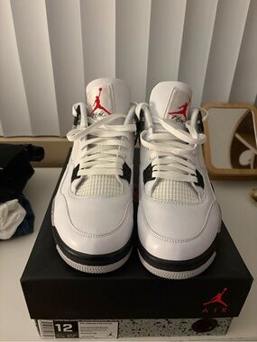 Jordan 4 White cement (2016) slightly used